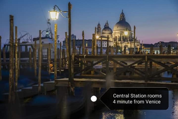 Central Station Rooms Mestre Ngoại thất bức ảnh